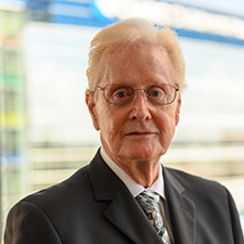 Curtis Knauss